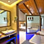 Coco de Mer and Black Parrot Suites