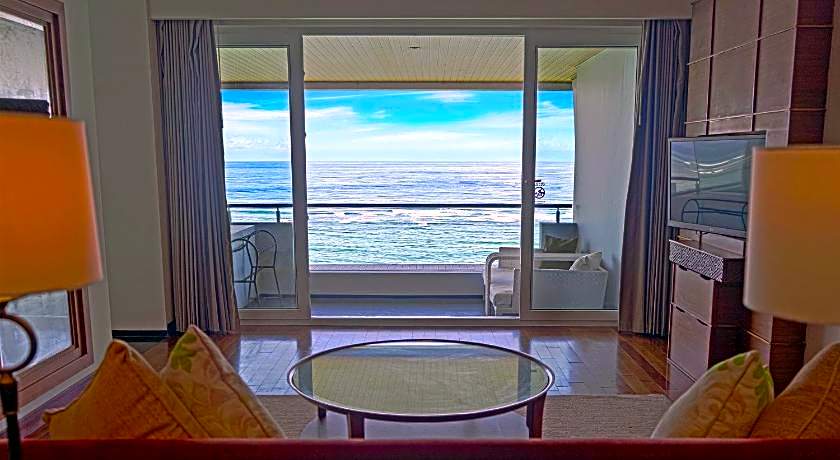 Samabe Bali Suites & Villas