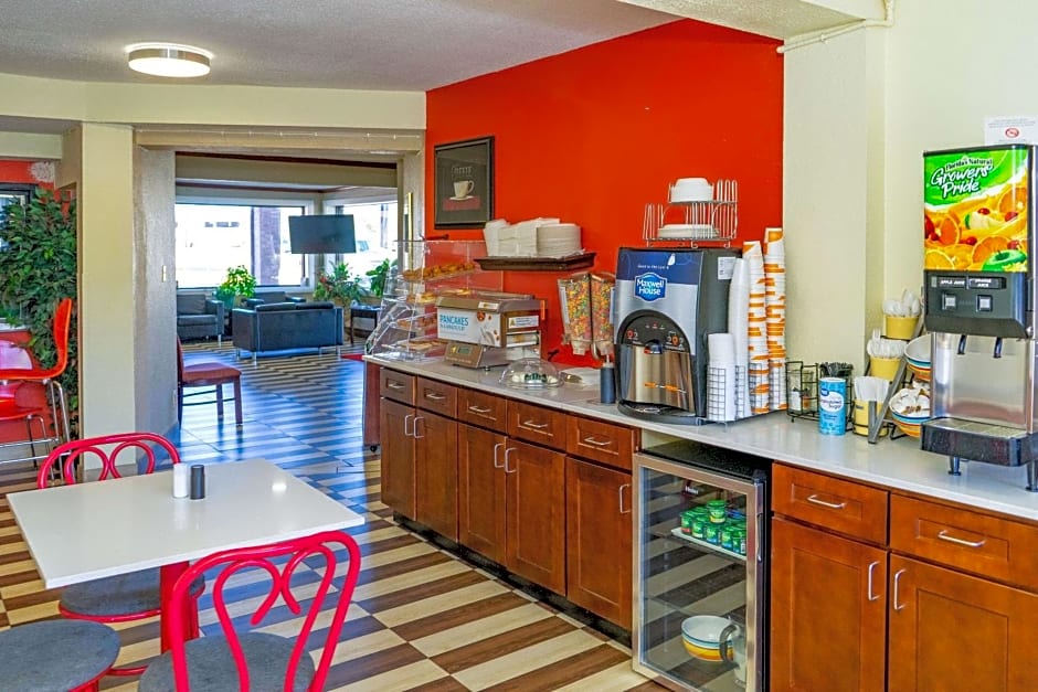 Econo Lodge Weldon