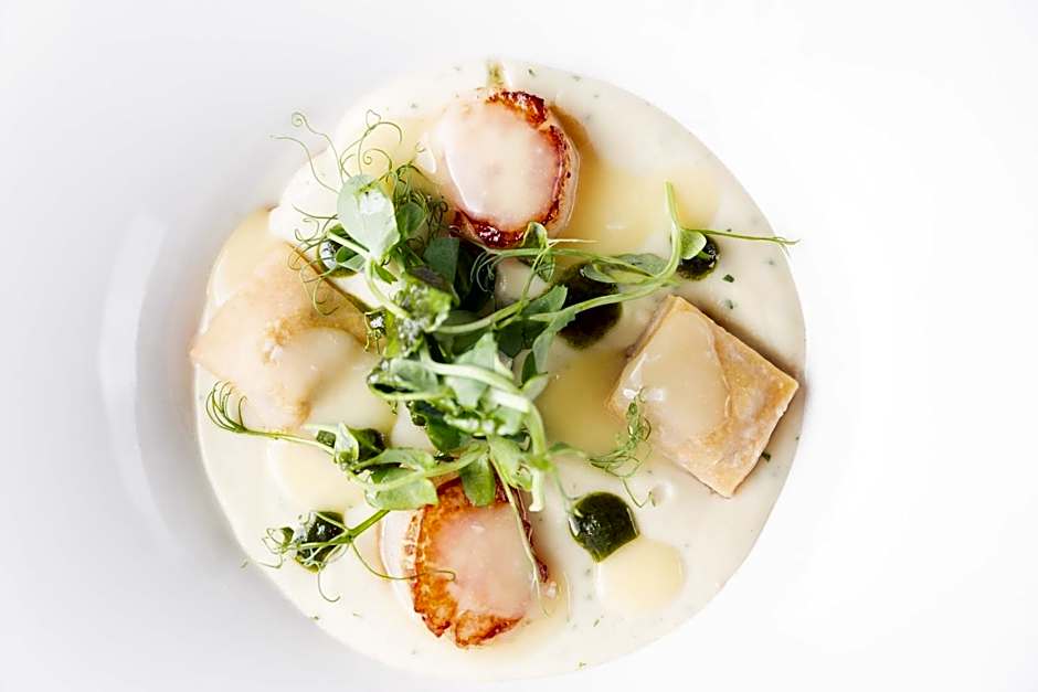 The Lamplighter Dining ~ Rooms