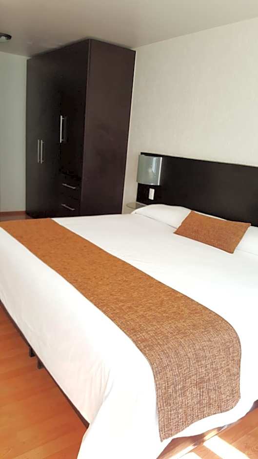 Grupo Kings Suites -Platon 436