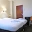 Hotel Carillon