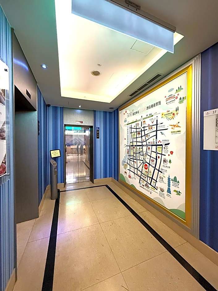 Holiday Inn Express Taipei Train Station