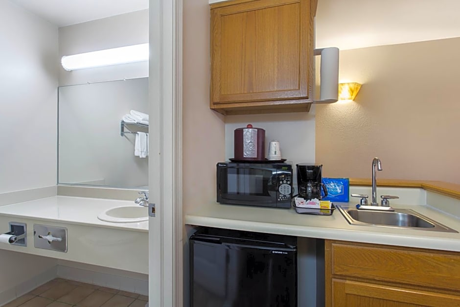 Hawthorn Suites by Wyndham Allentown-Fogelsville