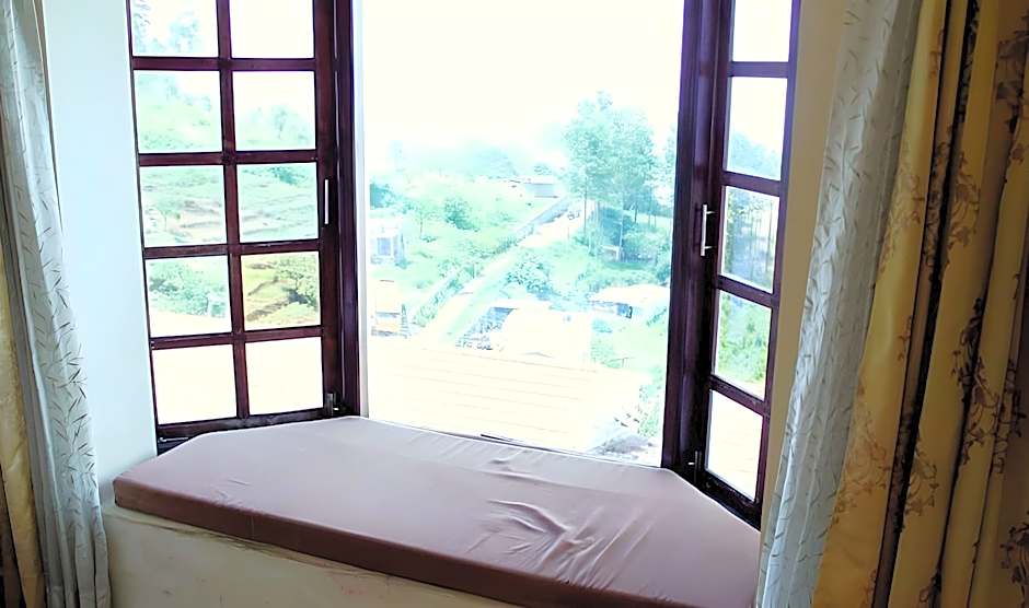 Country Club Valley Vista