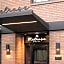 The Melrose Hotel