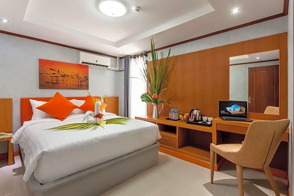 7 Days Premium Hotel Bangna