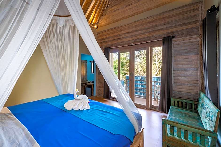 Song Lambung Beach Huts