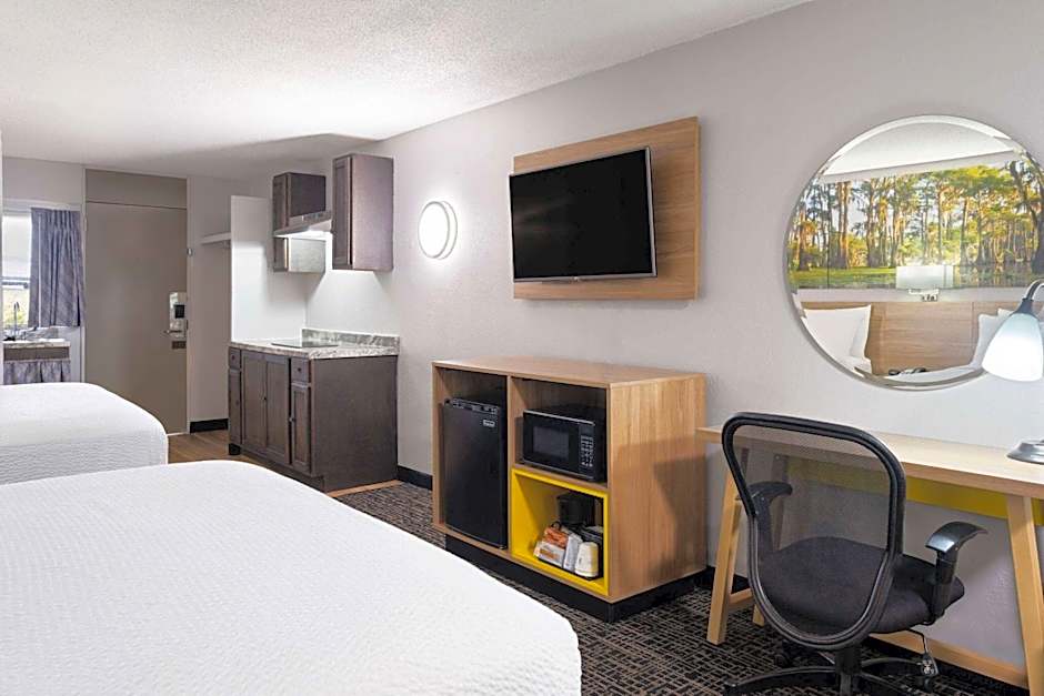 Days Inn by Wyndham Salisbury, NC