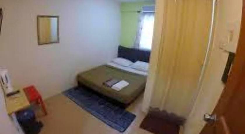 OYO 90324 Muar Station Hotel