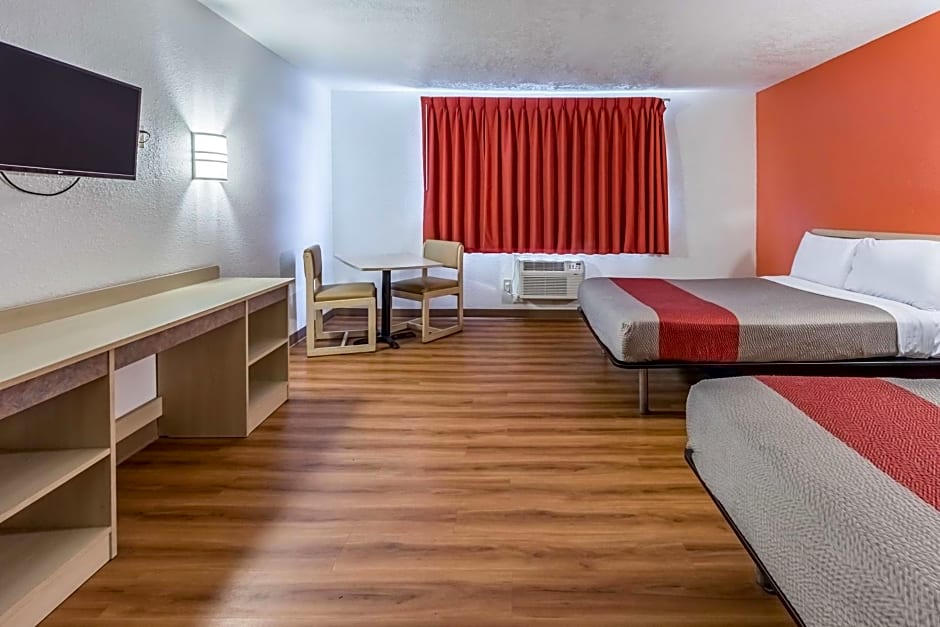 Motel 6-Beaverton, OR