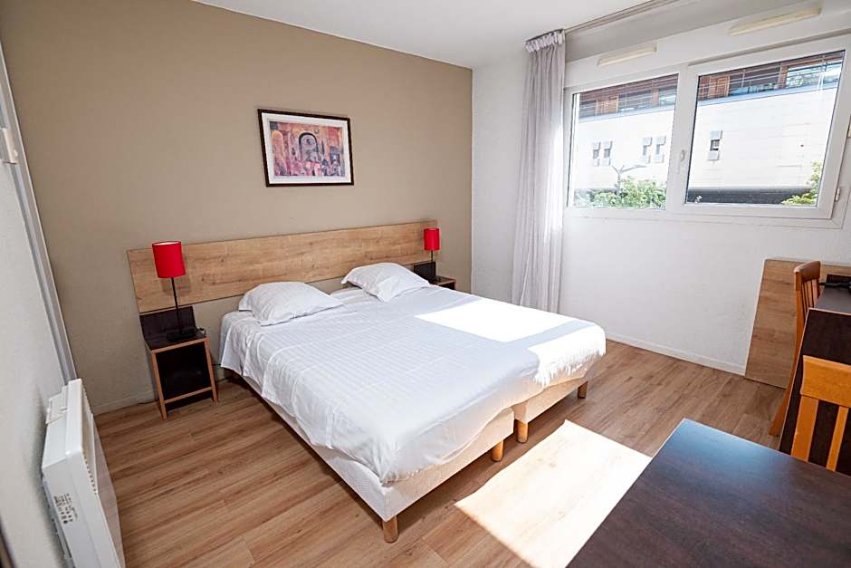 PRIVILODGES LYON 8 LUMIERE
