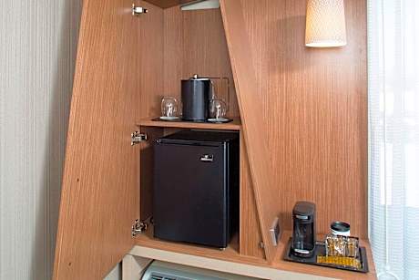 Room, 2 Queen Beds (Mobility Accessible, Tub) (2 Queen Beds)