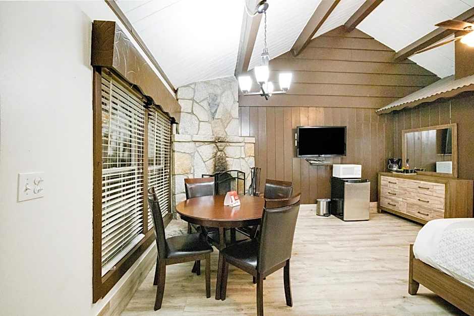 Arrowhead Tree Top Lodge