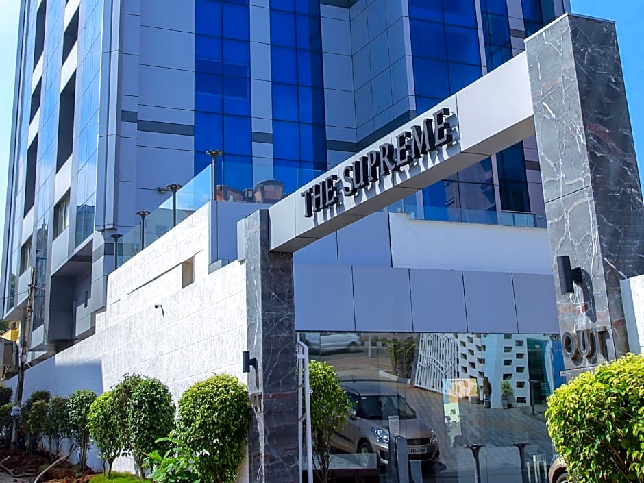 Hotel The Supreme