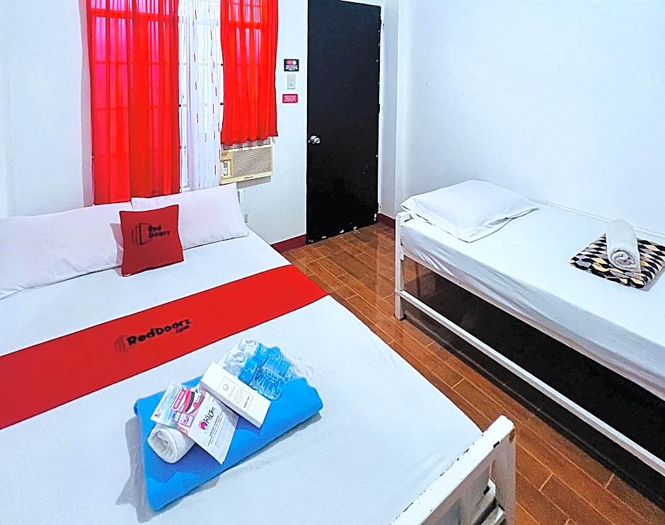 RedDoorz @ Pag Asa Rawis Legazpi