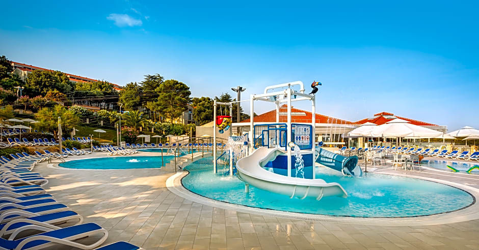 Maistra Select Riva Apartments