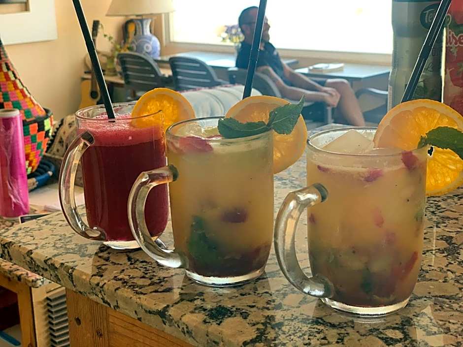 BIG BLUE guest house