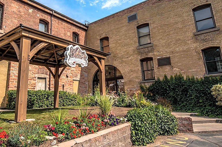 The Anniversary Inn - Fifth South