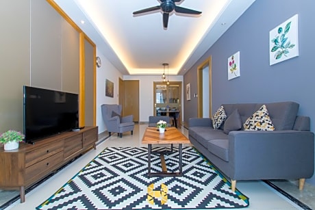 2 Bedrooms Apartment