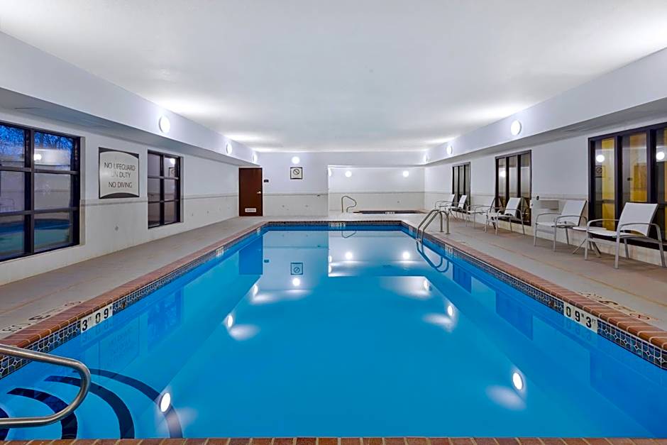 Staybridge Suites Columbia-Highway 63 & I-70 By IHG