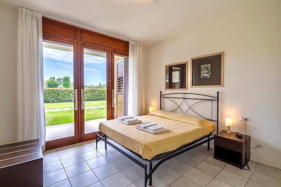 ISA-Residence with swimming-pool in Barberino-Tavernelle, apartments with air conditioning and private outdoor area