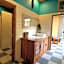 1000 Dream Bungalow & Restaurant