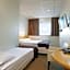 Hotel Cabin