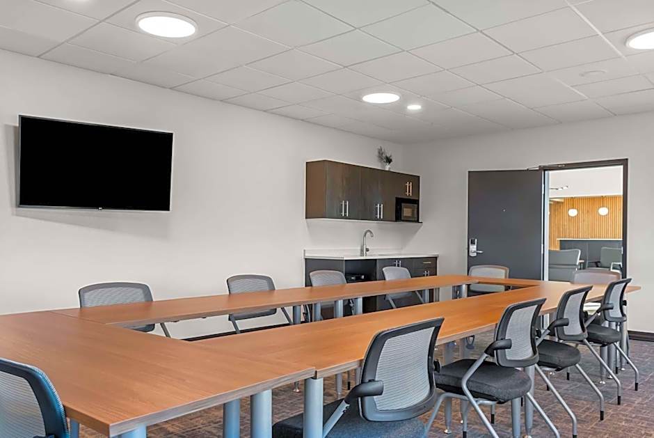 Best Western Plus Winkler