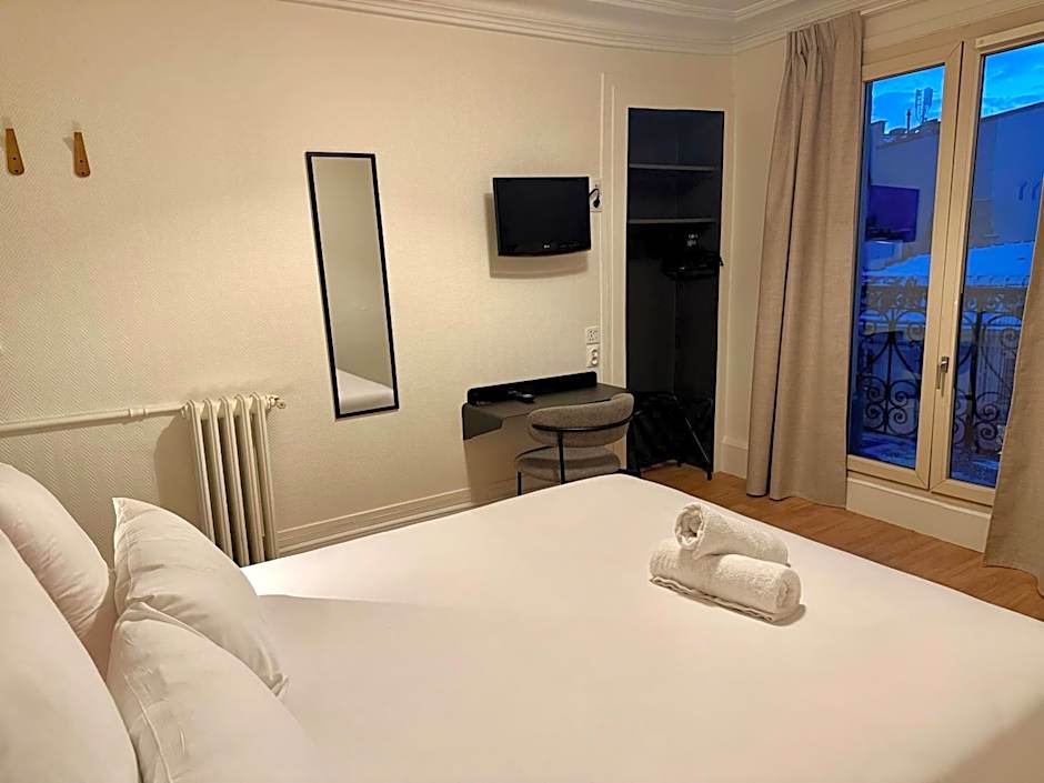 Hotel De L'Exposition - Republique