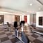 Red Roof Inn & Suites Lexington - Hamburg