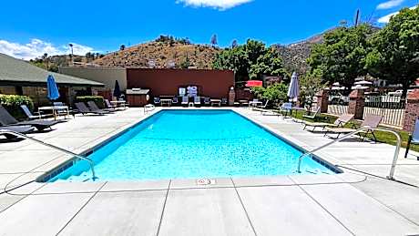 Kernville Inn