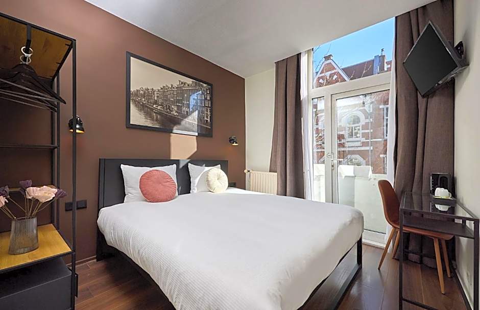 Quentin Museum Square Hotel