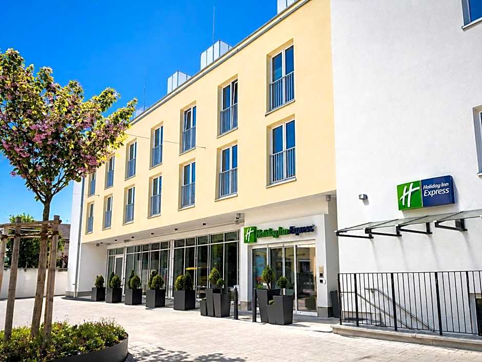 Holiday Inn Express Munich Airport Erding By IHG