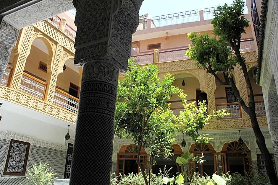 Riad Les Chrifis Navette Aéroport 24 sur 24