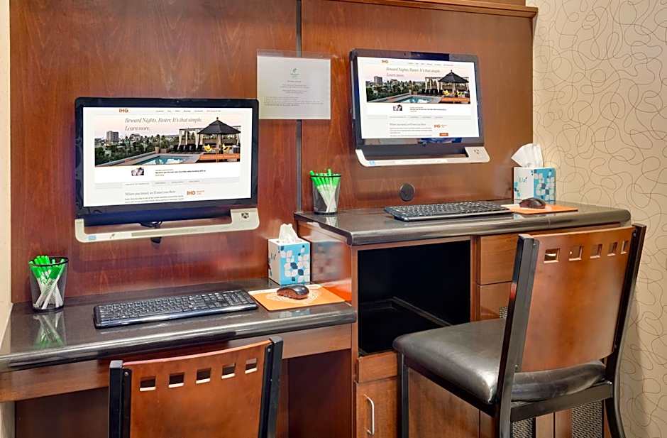 Holiday Inn & Suites Salt Lake City-Airport West By IHG