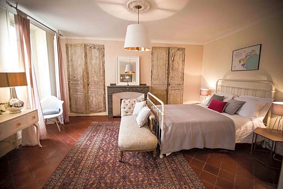 Carcassonne Townhouse