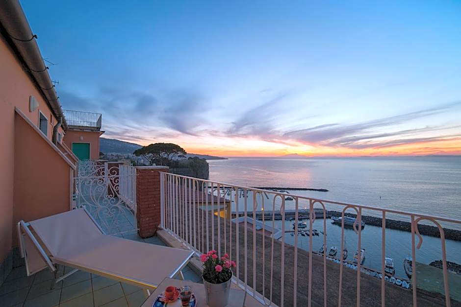 Photo 1 of 19 of 1 Double Bed or 2 Beds, Sea View
