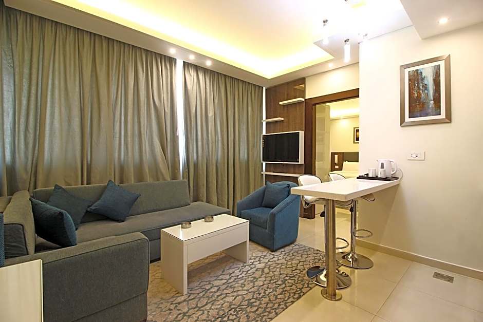 Palm Ville Suites