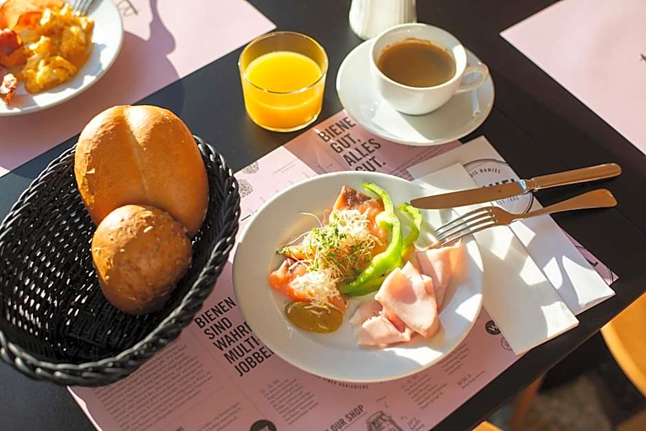 Hotel Daniel Graz - Smart Lifestyle Near City Centre