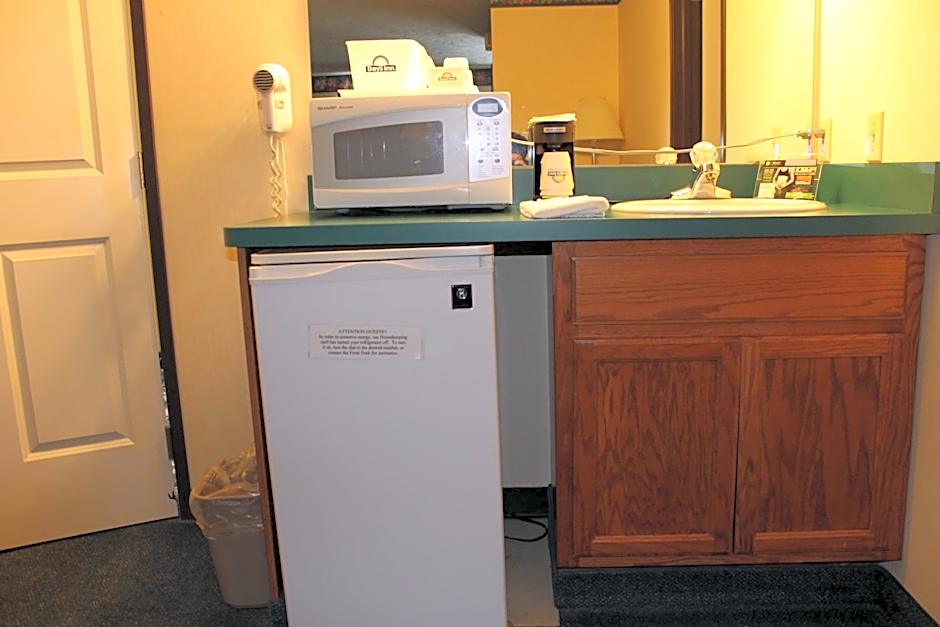 Days Inn by Wyndham Grayling