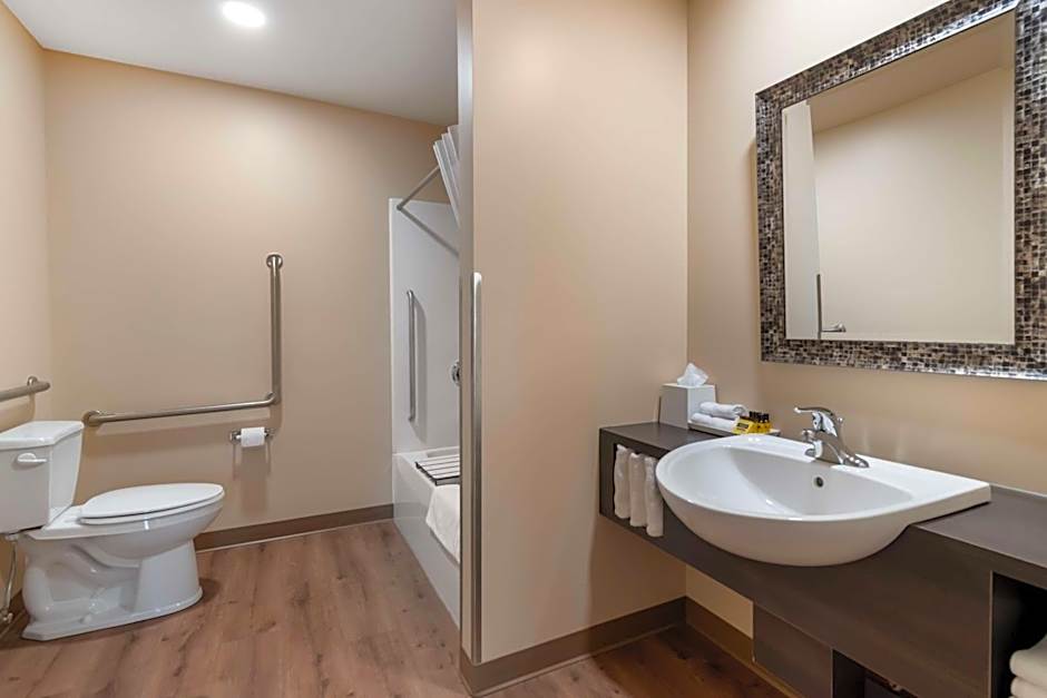 Villa Inn &amp; Suites, SureStay Collection by Best Western