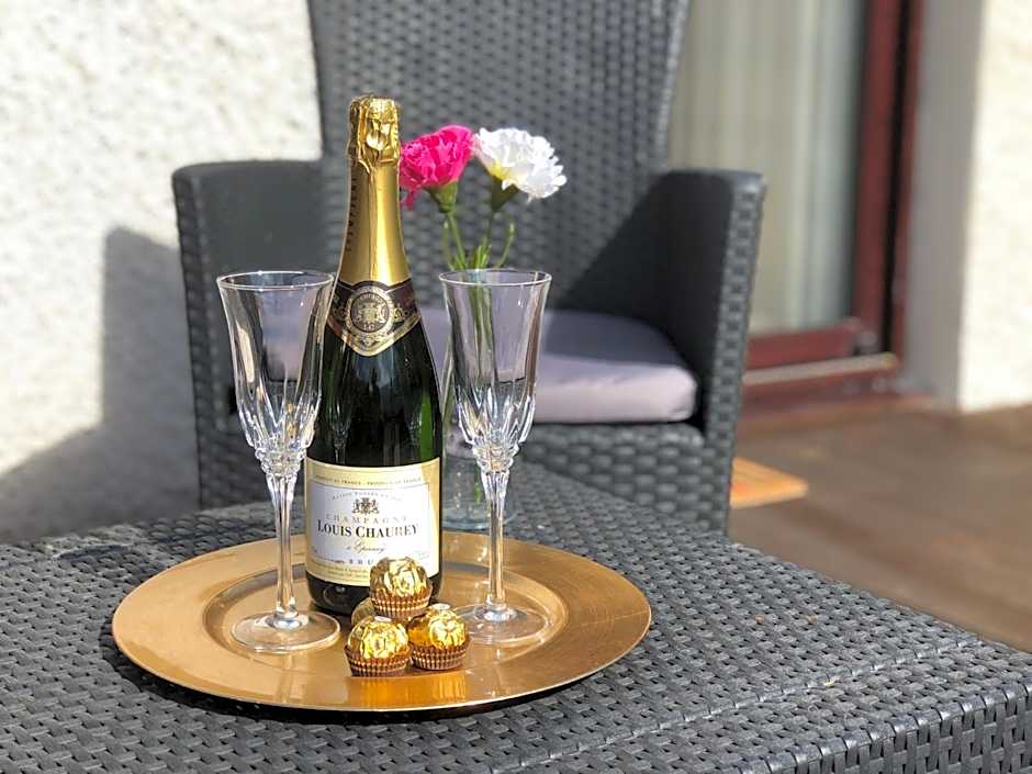 The Wee Ludging Cottage, Rashfield, by Dunoon