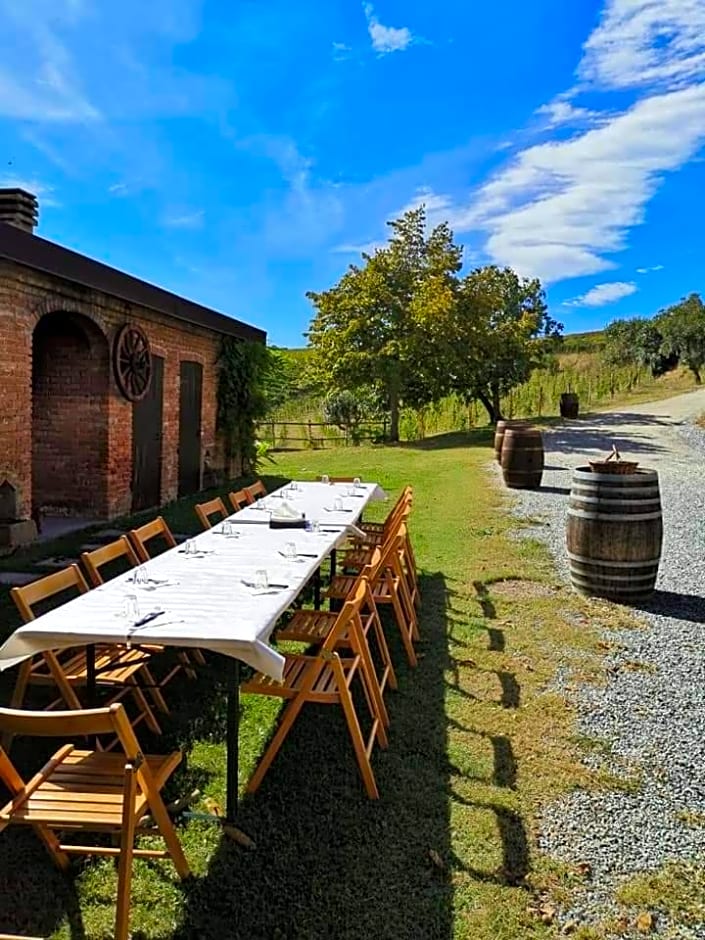 Cascina Valtignosa Camere Con Vigna