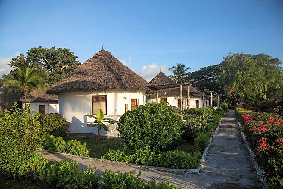 Antonio Beach Tree House Hotel & Spa