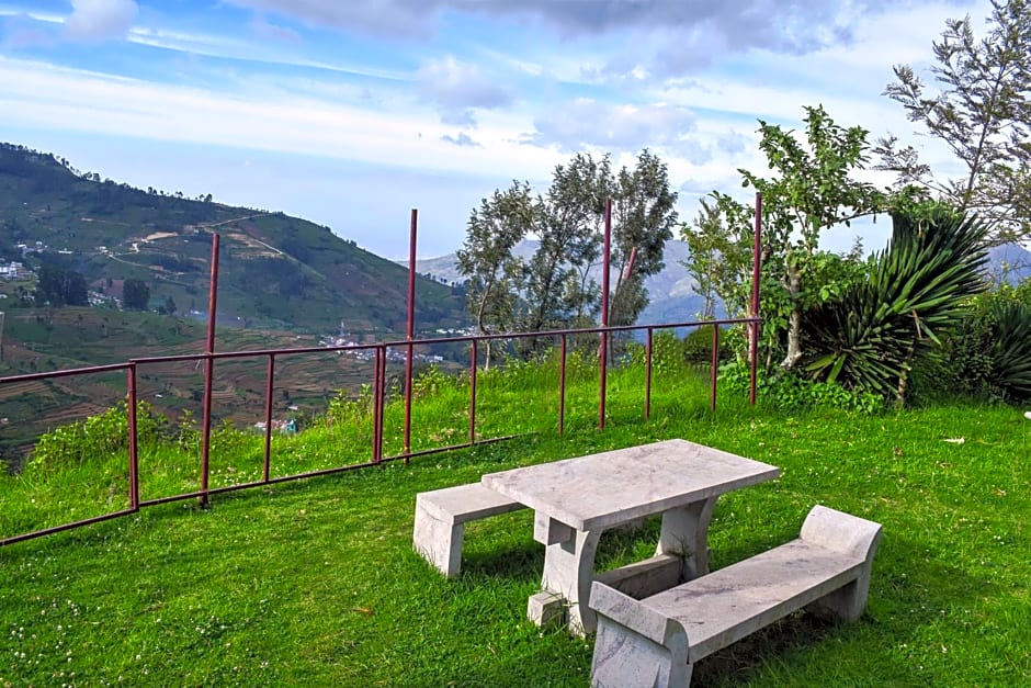 COASTAL GRAND HIGH LAND PARADE