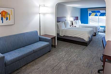 Suite with Two Queen Beds