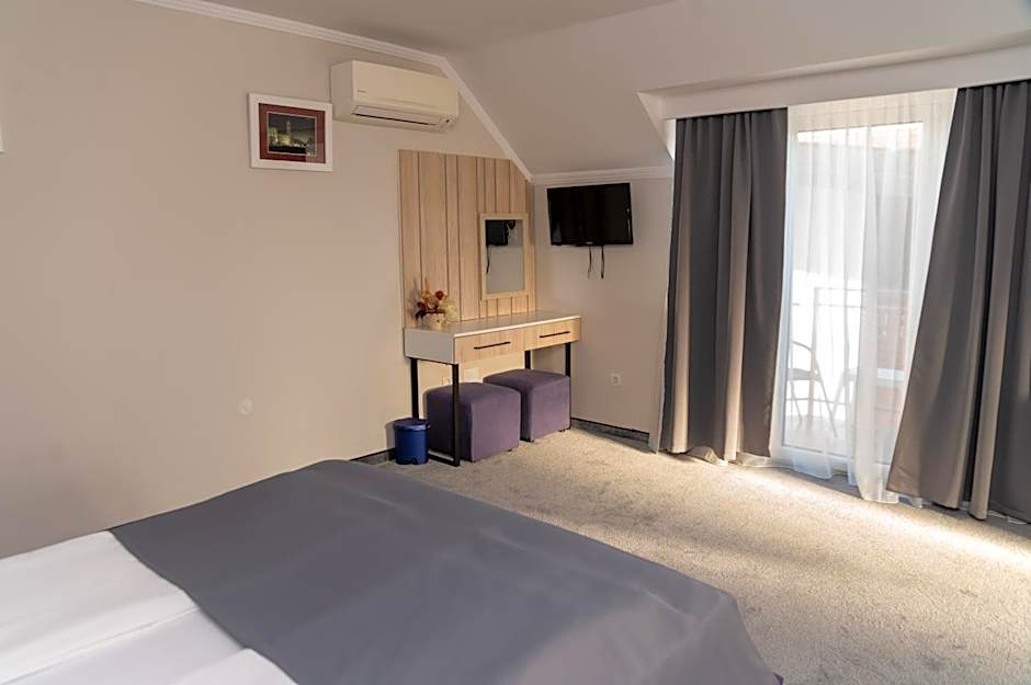 Complex Turistic Monaco