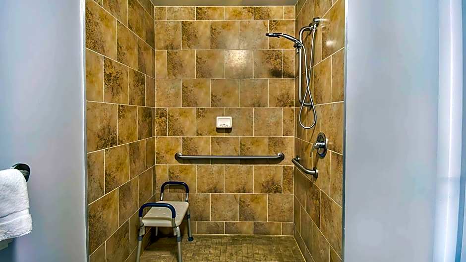 Motel 6 Louisville, Ky- Airport/ Fair Expo