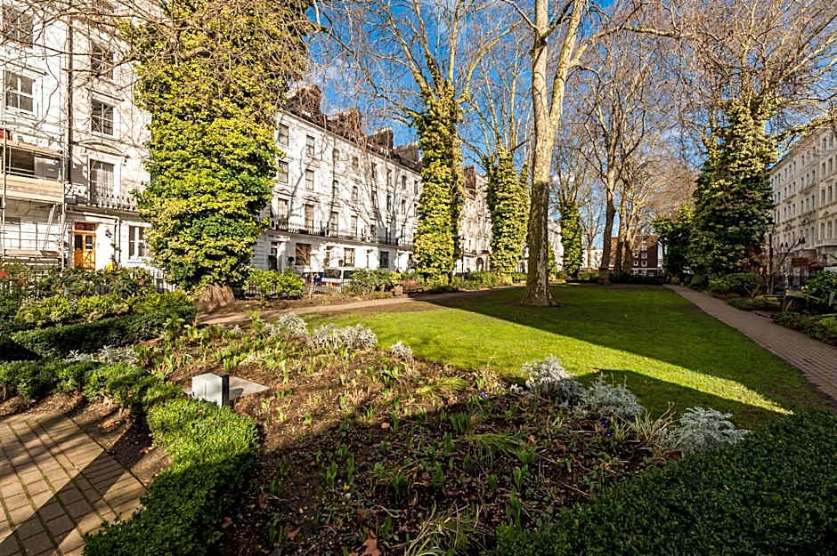 12 London Street Apartments